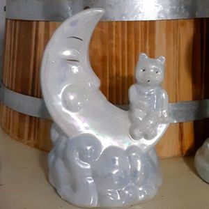 Teddy bear on the moon waltnot.